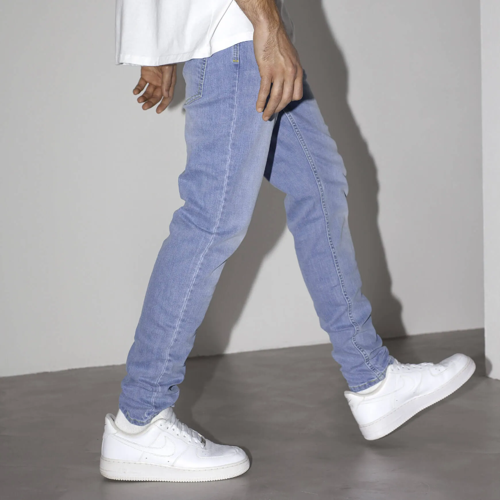 Tapered Denim V3 Light Blue